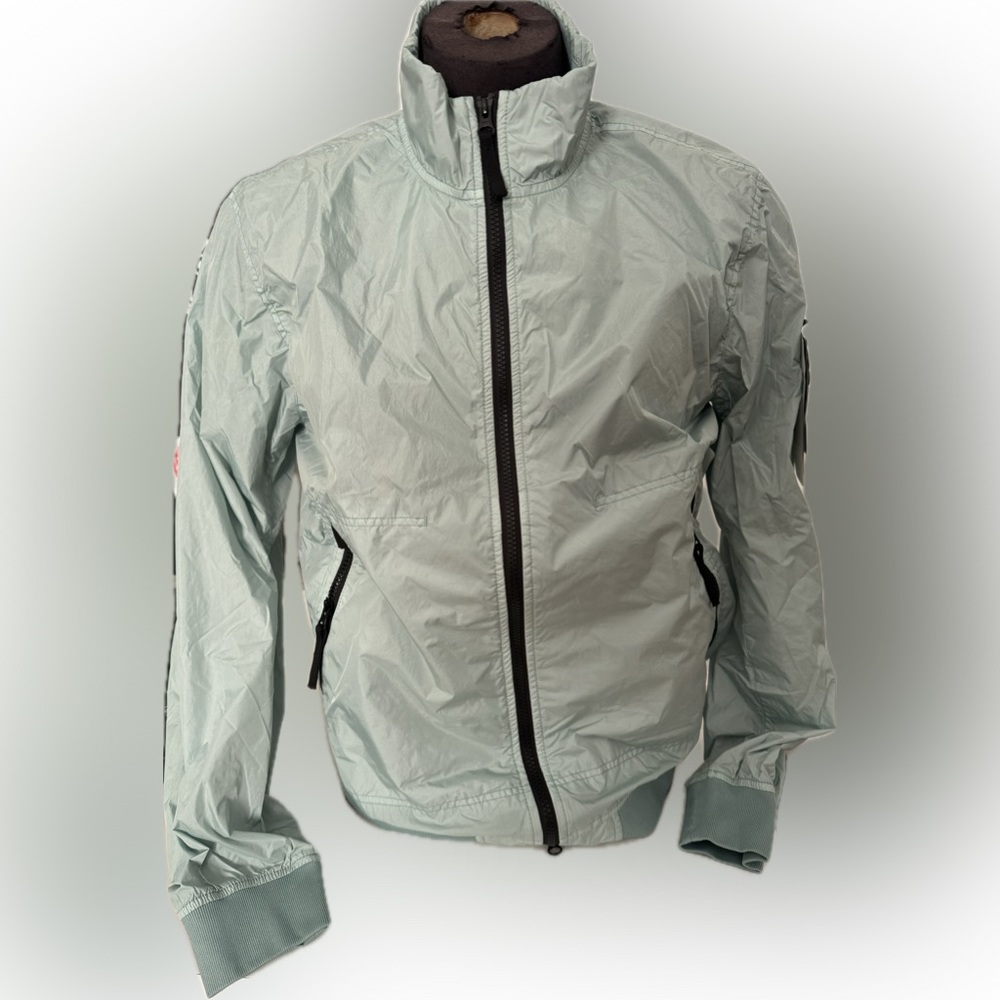 Stone Island men’s crinkled windbreaker jacket Space Blue New with tags.